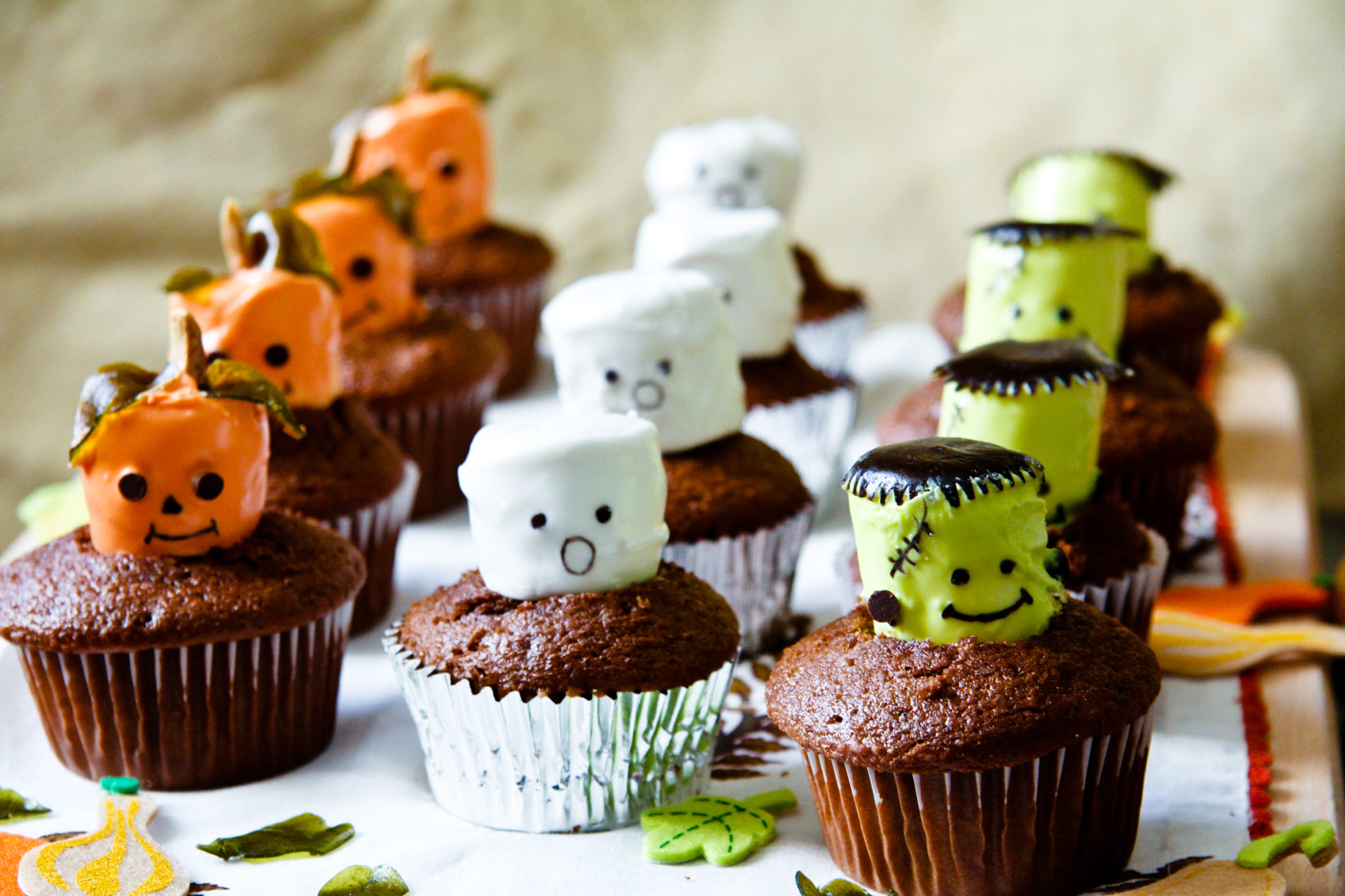 How to Make Halloween Cupcakes | Chef Julie Yoon