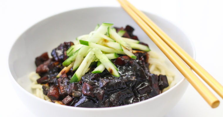 Noodles in Black Bean Sauce (Jjajangmyeon: 짜장면 / Jajangmyeon : 자장면)
