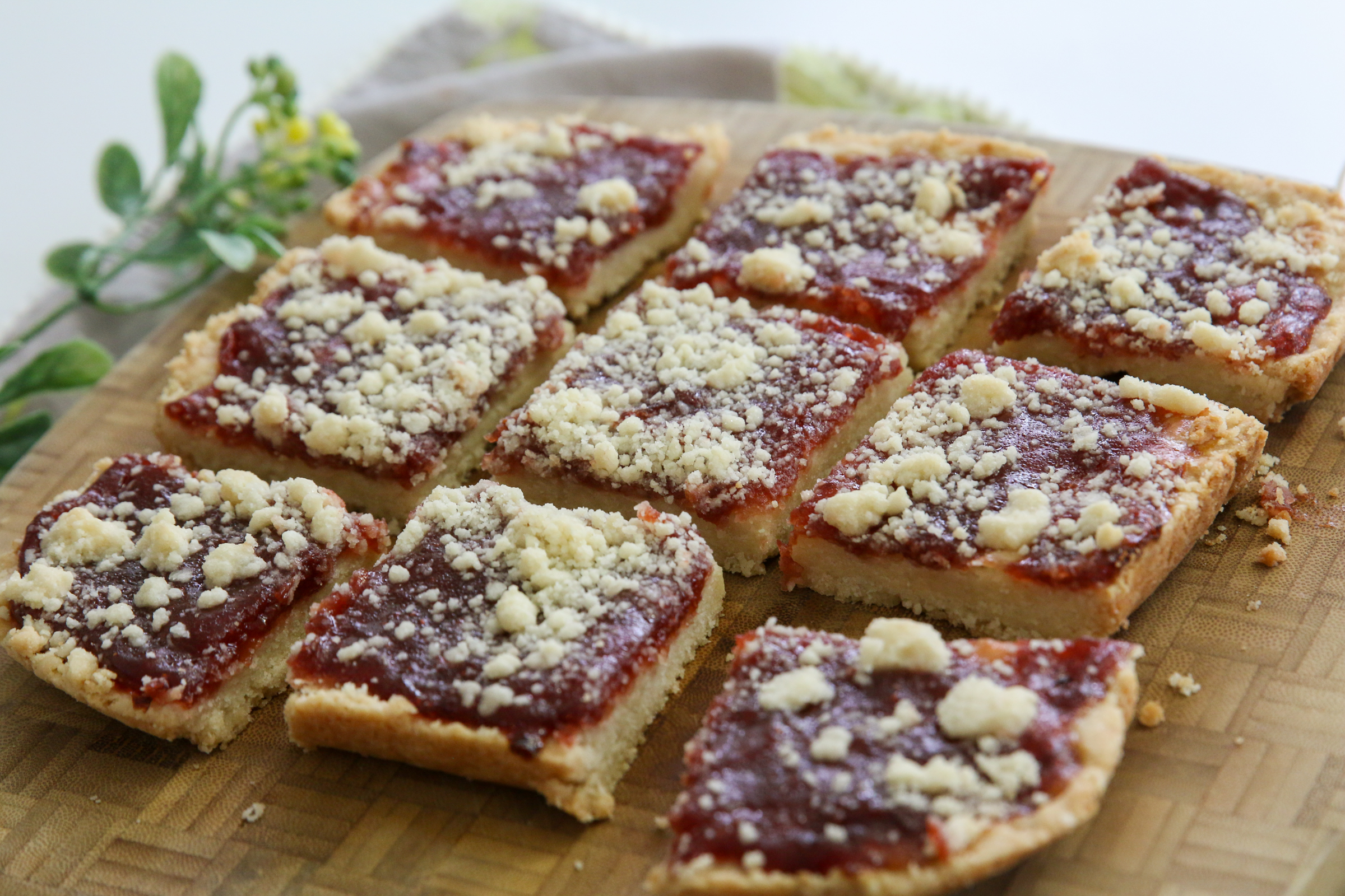 5 Ingredient Jam Bars